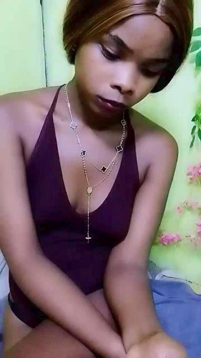 waren22 live cam on Cam4