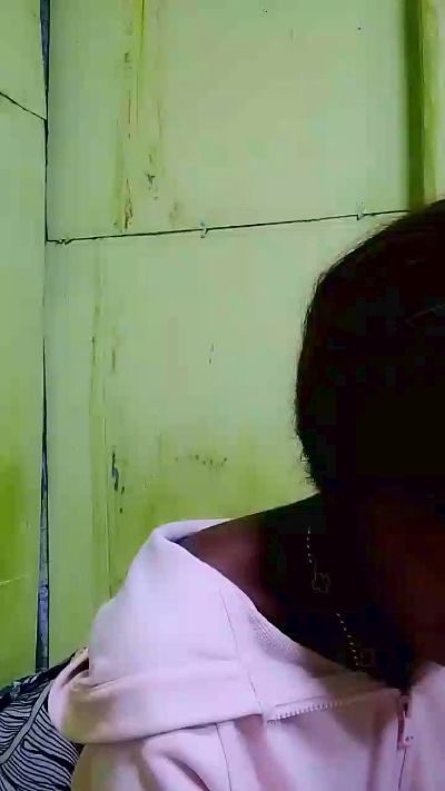 waren22 live cam on Cam4