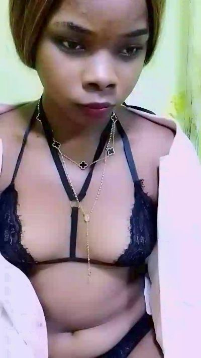 waren22 live cam on Cam4