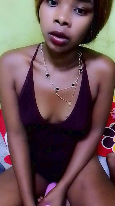waren22 live cam on Cam4