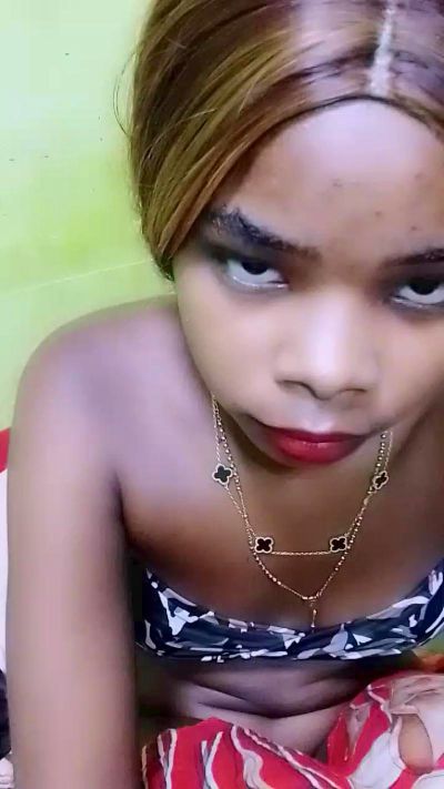 waren22 live cam on Cam4