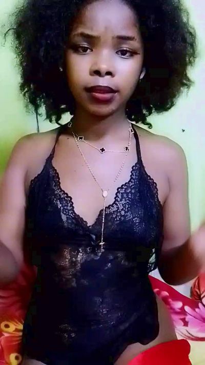 waren22 live cam on Cam4