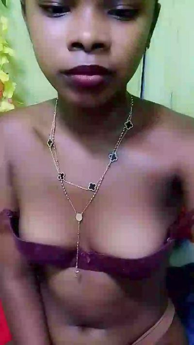 waren22 live cam on Cam4