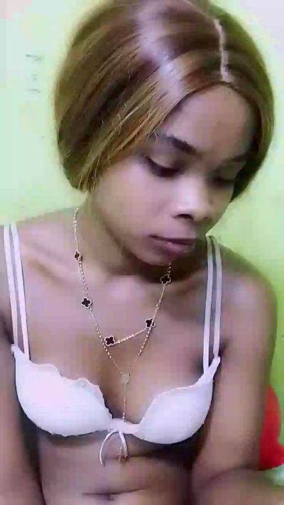 waren22 live cam on Cam4