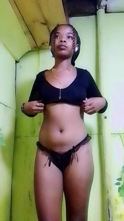 waren22 live cam on Cam4