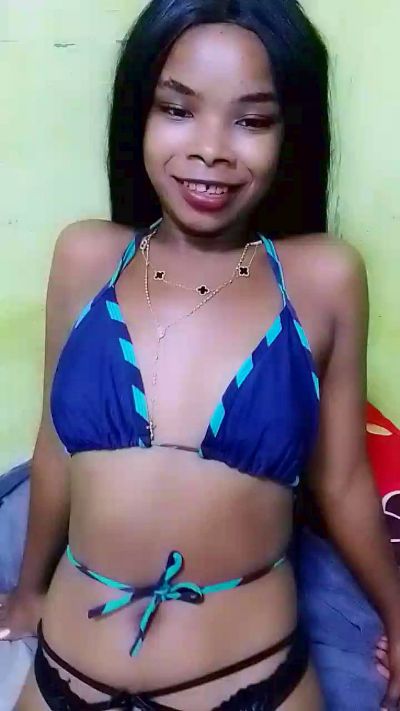 waren22 live cam on Cam4