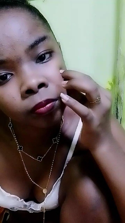 waren22 live cam on Cam4