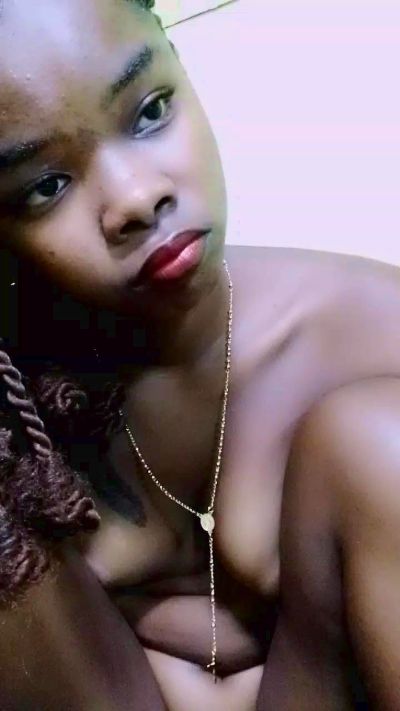 waren22 live cam on Cam4