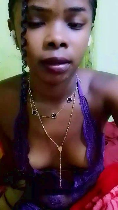 waren22 live cam on Cam4