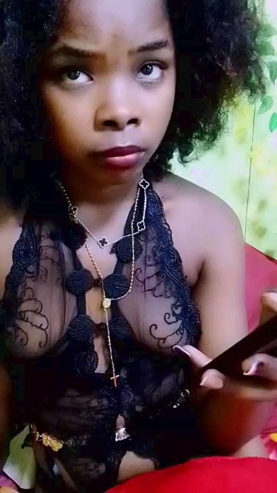 waren22 live cam on Cam4