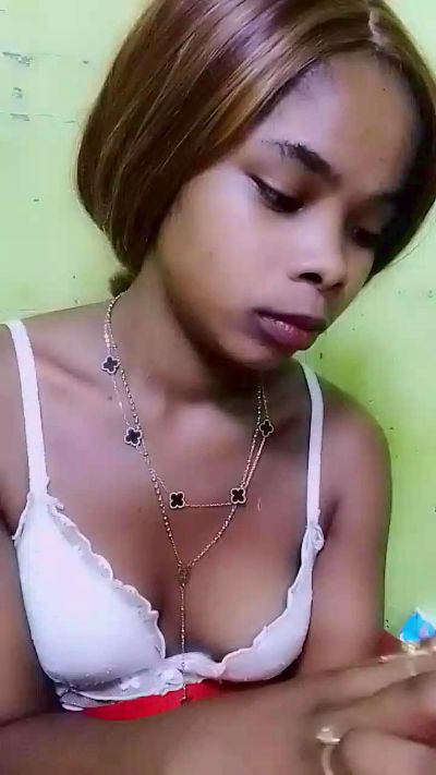 waren22 live cam on Cam4