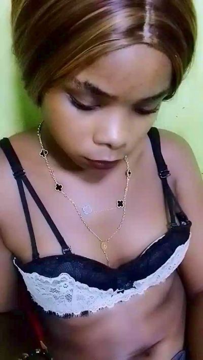 waren22 live cam on Cam4