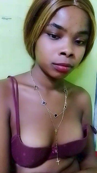 waren22 live cam on Cam4