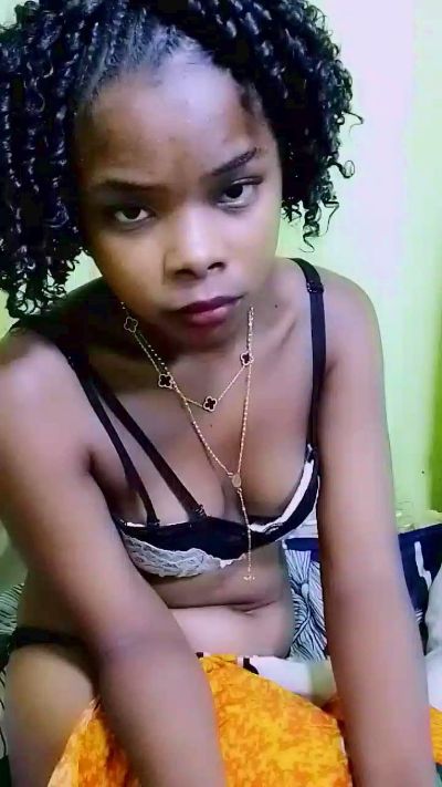 waren22 live cam on Cam4