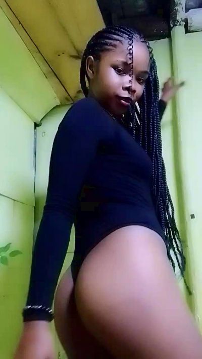 waren22 live cam on Cam4