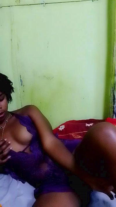 waren22 live cam on Cam4