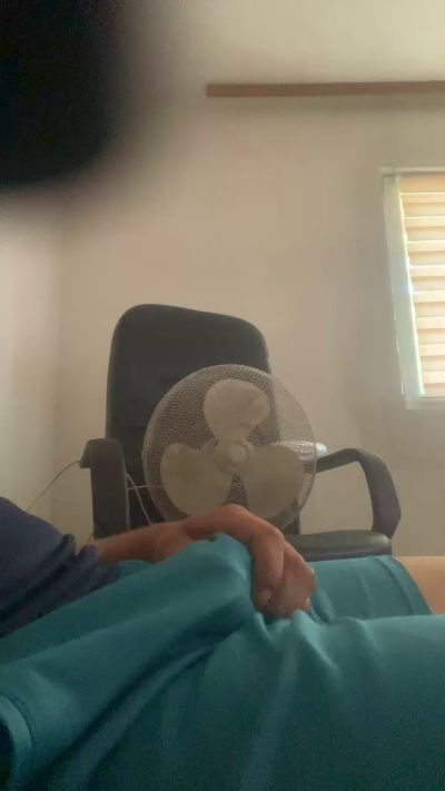 watchmegrowhuge live cam on Cam4