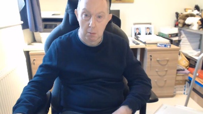 wazza20 live cam on Cam4