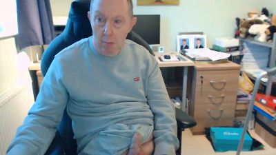 wazza20 live cam on Cam4