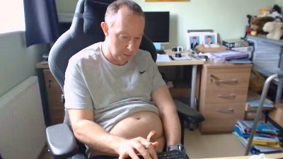 wazza20 live cam on Cam4