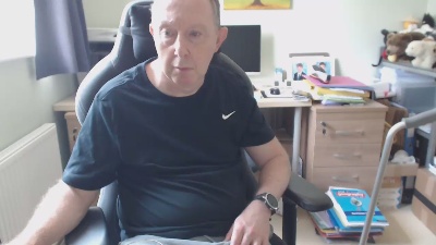 wazza20 live cam on Cam4