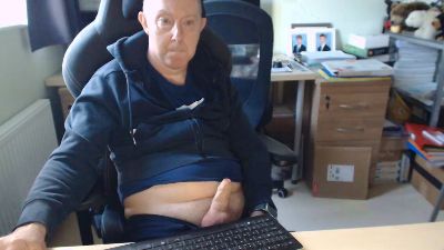 wazza20 live cam on Cam4