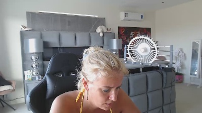 wendysexyxxx198 live cam on Cam4