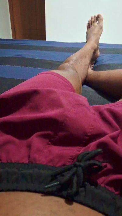 wesleyoliver45 live cam on Cam4