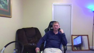 wesmeister69 live cam on Cam4