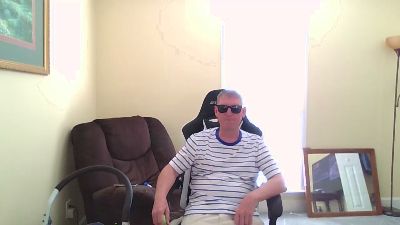 wesmeister69 live cam on Cam4