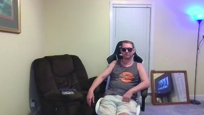 wesmeister69 live cam on Cam4