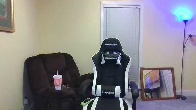 wesmeister69 live cam on Cam4
