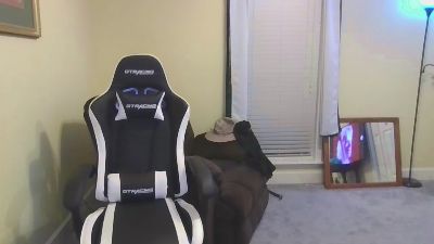 wesmeister69 live cam on Cam4