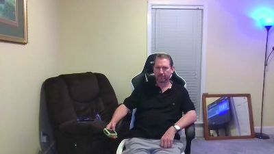 wesmeister69 live cam on Cam4