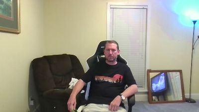 wesmeister69 live cam on Cam4
