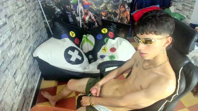 wex_077 live cam on Cam4