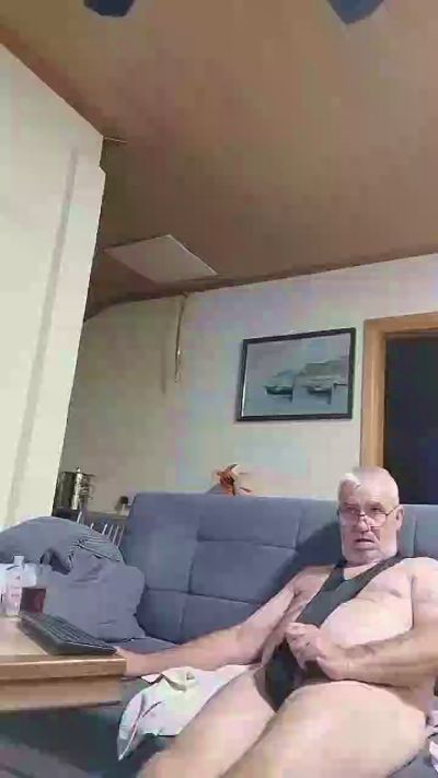 whackadoo live cam on Cam4