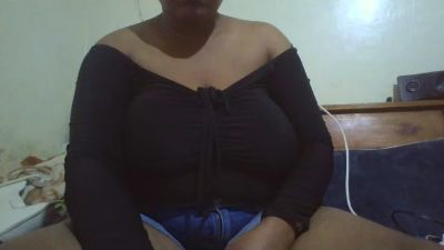 whinebby live cam on Cam4