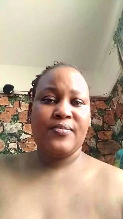 whinebby live cam on Cam4
