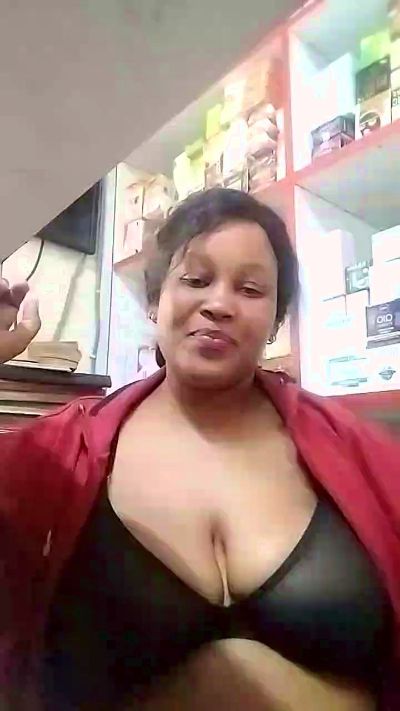whinebby live cam on Cam4