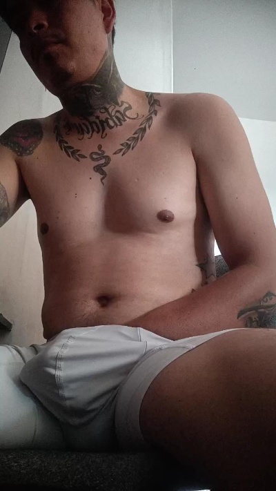 whizz22 live cam on Cam4