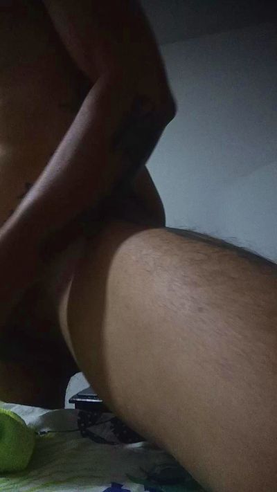whizz22 live cam on Cam4