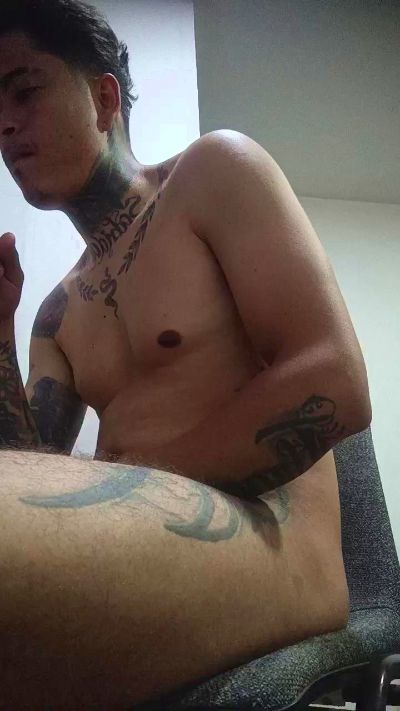 whizz22 live cam on Cam4