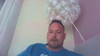 wieauch live cam on Cam4