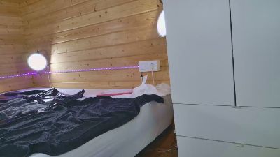 wild41xx live cam on Cam4