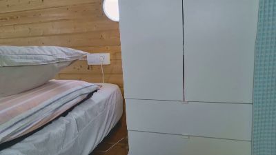 wild41xx live cam on Cam4