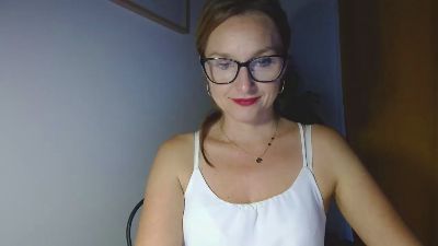 wildALICIA live cam on Cam4