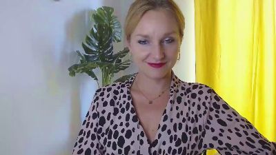 wildALICIA live cam on Cam4