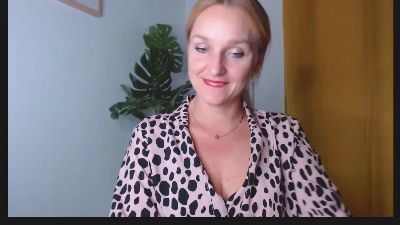 wildALICIA live cam on Cam4