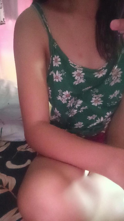 wild_starlet live cam on Cam4